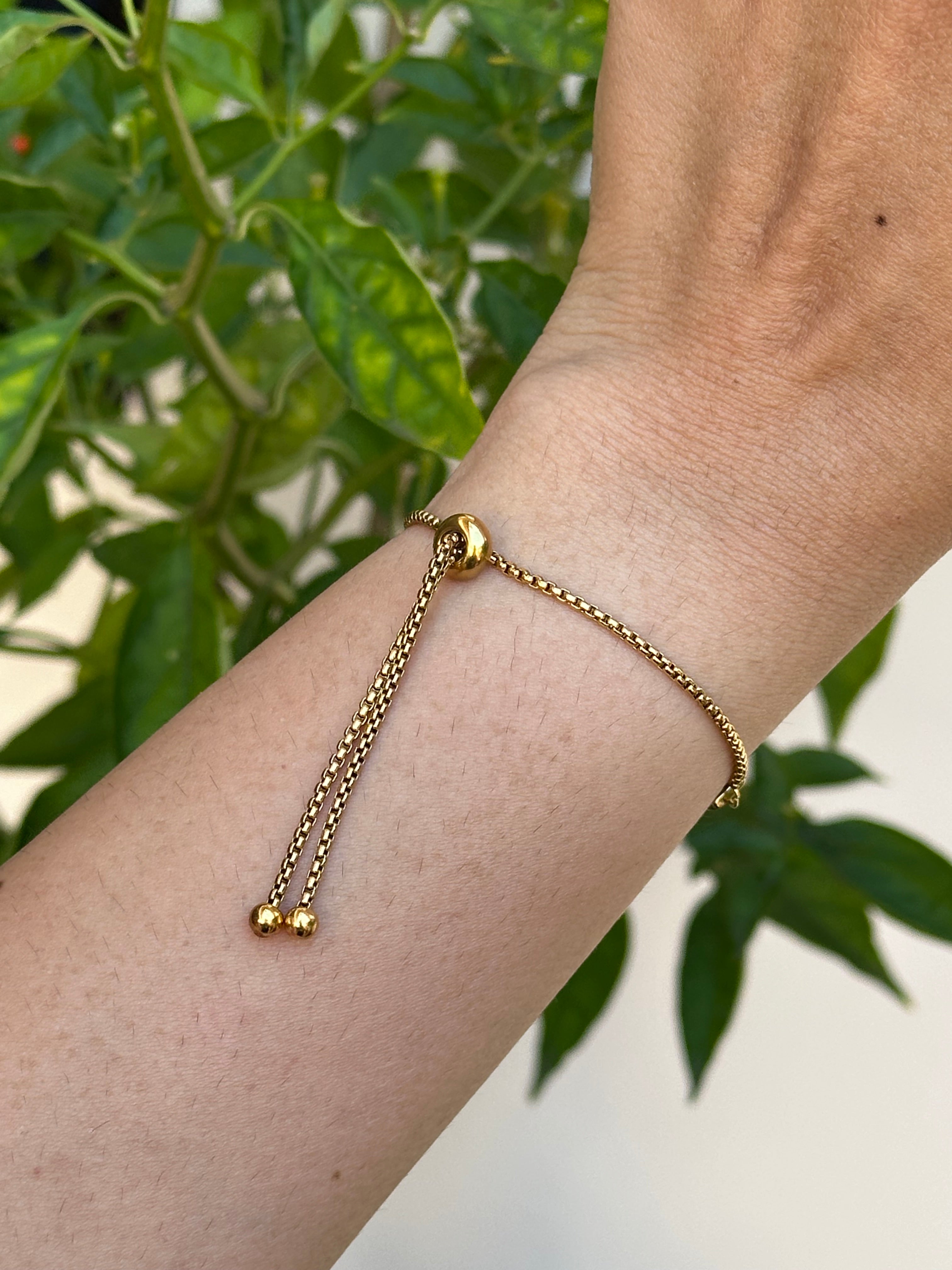 Pulsera con Placa y Corazón - Letras y/o Fotograbado