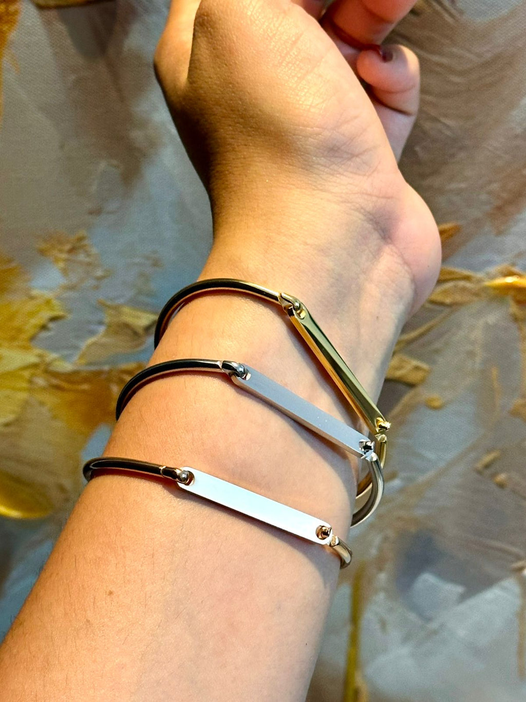 Brazalete con Placa - Letras