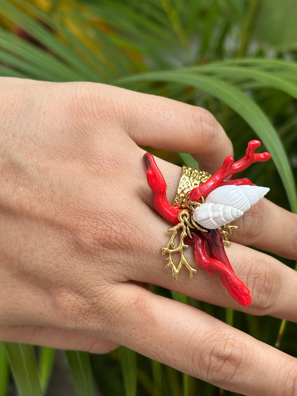 Anillo Beach Vibes - Corales y Conchitas