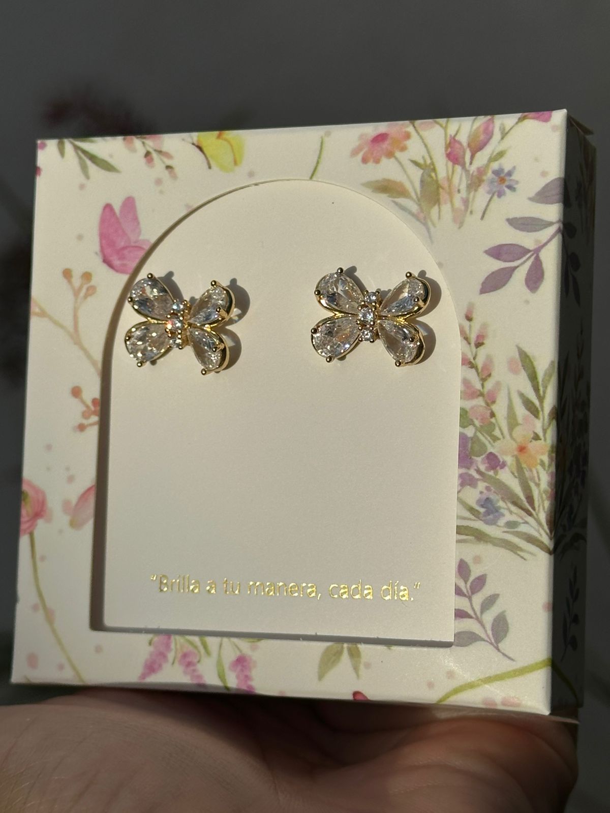 Aretes Esenciales Libélula