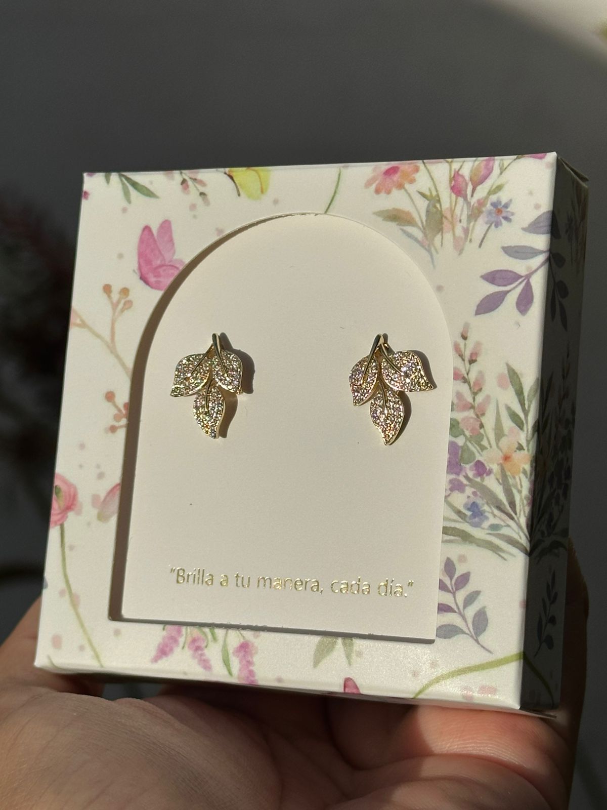 Aretes Escenciales de Hoja
