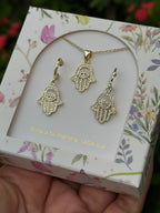 Juego de Aretes + Cadena de Mano de Fátima